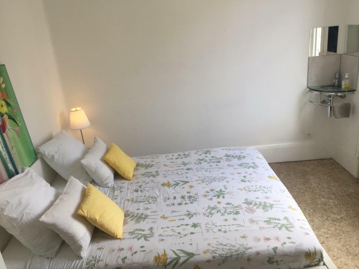 Idéal Art Déco Parking Privé Sécurisé Darcy Liberté Centre Gare-ville Appartement